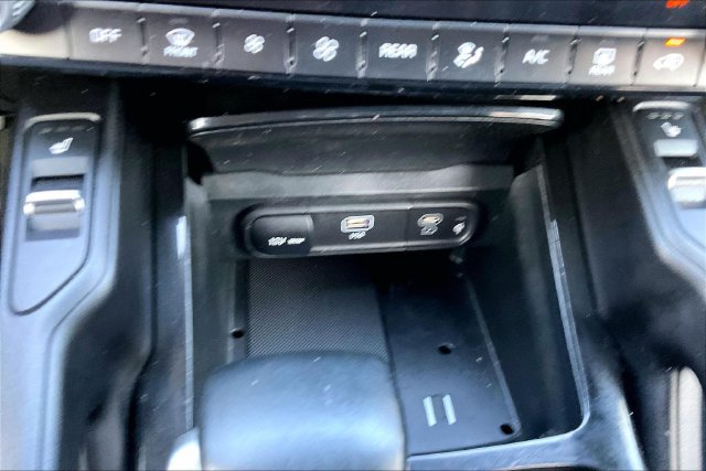 Used 2024 Kia Telluride S AWD/4WD image 30