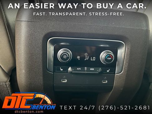 Used 2021 Chevrolet Suburban Z71 w/ Z71 Off-Road Package AWD/4WD image 31