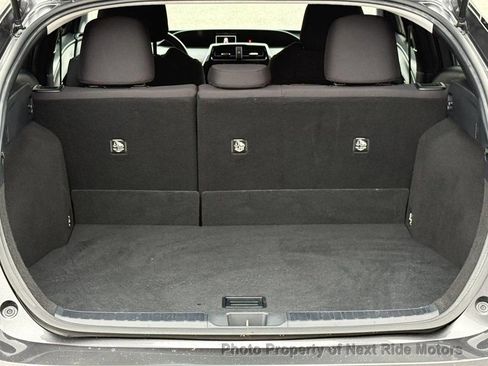 Used 2017 Toyota Prius image 25