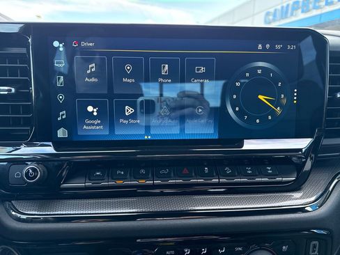 Used 2024 Chevrolet Silverado 1500 ZR2 w/ Technology Package image 24