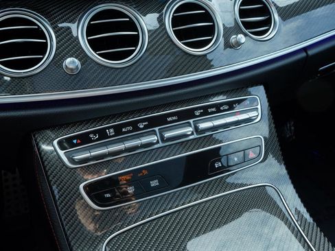 Used 2022 Mercedes-Benz E 53 AMG 4MATIC Sedan w/ Driver Assistance Package image 39