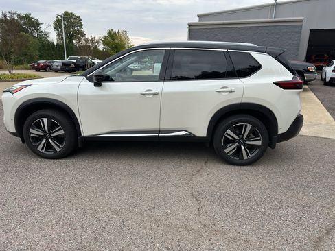 Certified 2023 Nissan Rogue Platinum w/ Platinum Premium Package image 6