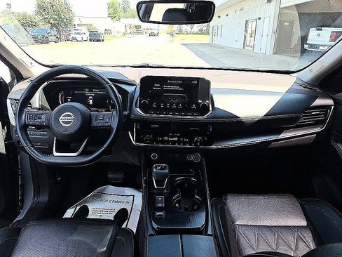Used 2021 Nissan Rogue Platinum FWD image 19