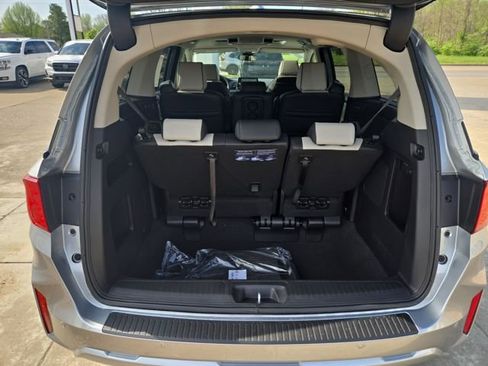 New 2026 Honda Odyssey Elite image 23