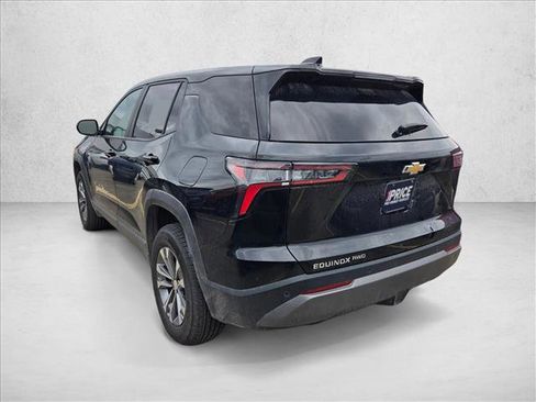 Used 2025 Chevrolet Equinox LT image 7