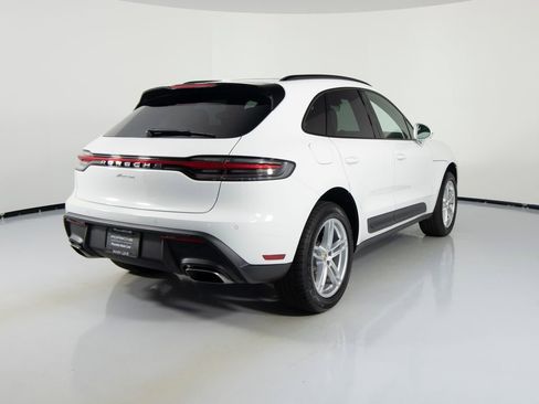 Certified 2026 Porsche Macan AWD/4WD image 10