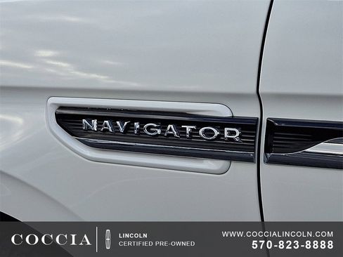 Certified 2024 Lincoln Navigator Black Label image 30