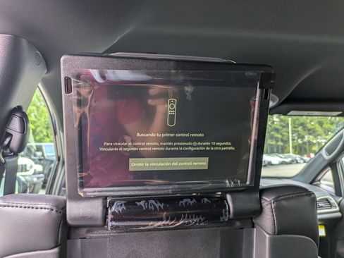 New 2026 Chrysler Pacifica Select image 23