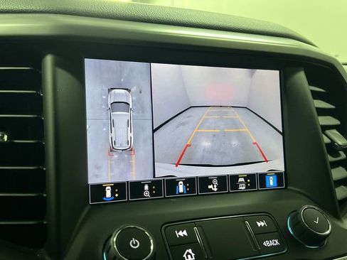 Certified 2023 GMC Acadia AT4 w/ Technology Package image 15