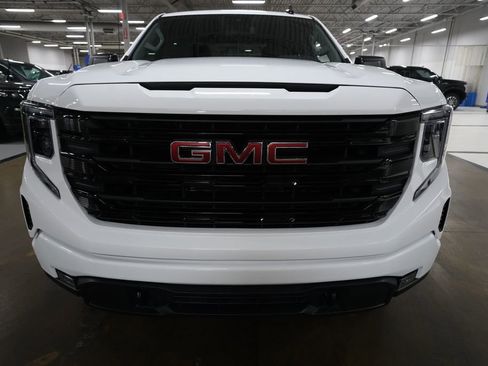 Used 2025 GMC Sierra 1500 Elevation AWD/4WD image 21