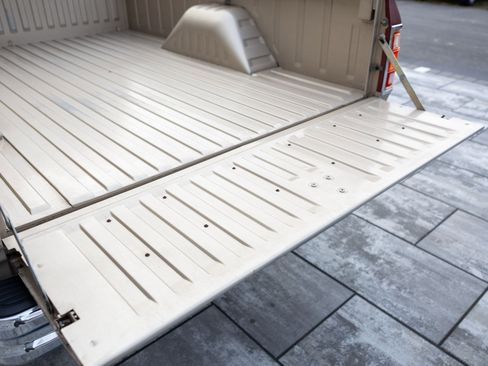 Used 1993 Dodge D/W Truck 250 image 18