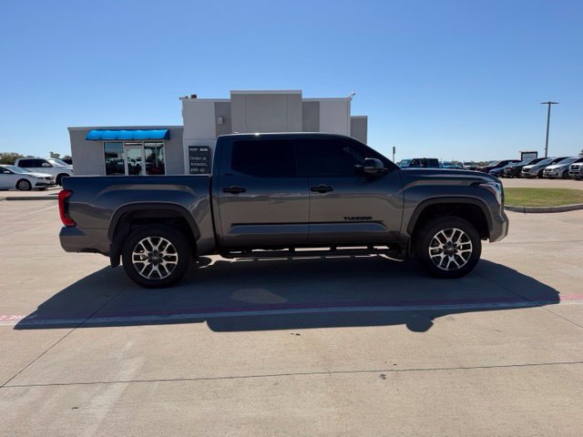 Used 2025 Toyota Tundra SR5 AWD/4WD image 2