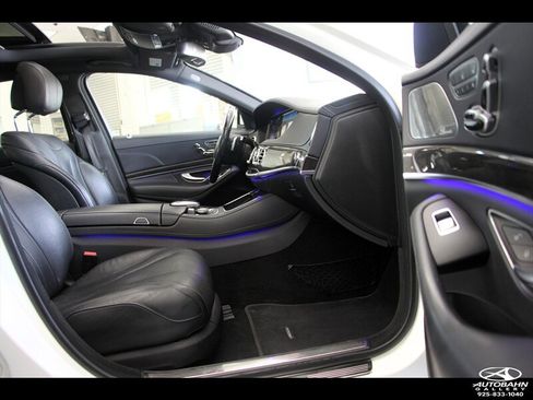 Used 2017 Mercedes-Benz S 550e image 38