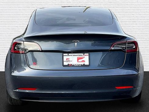 Used 2022 Tesla Model 3 Standard Range RWD image 3