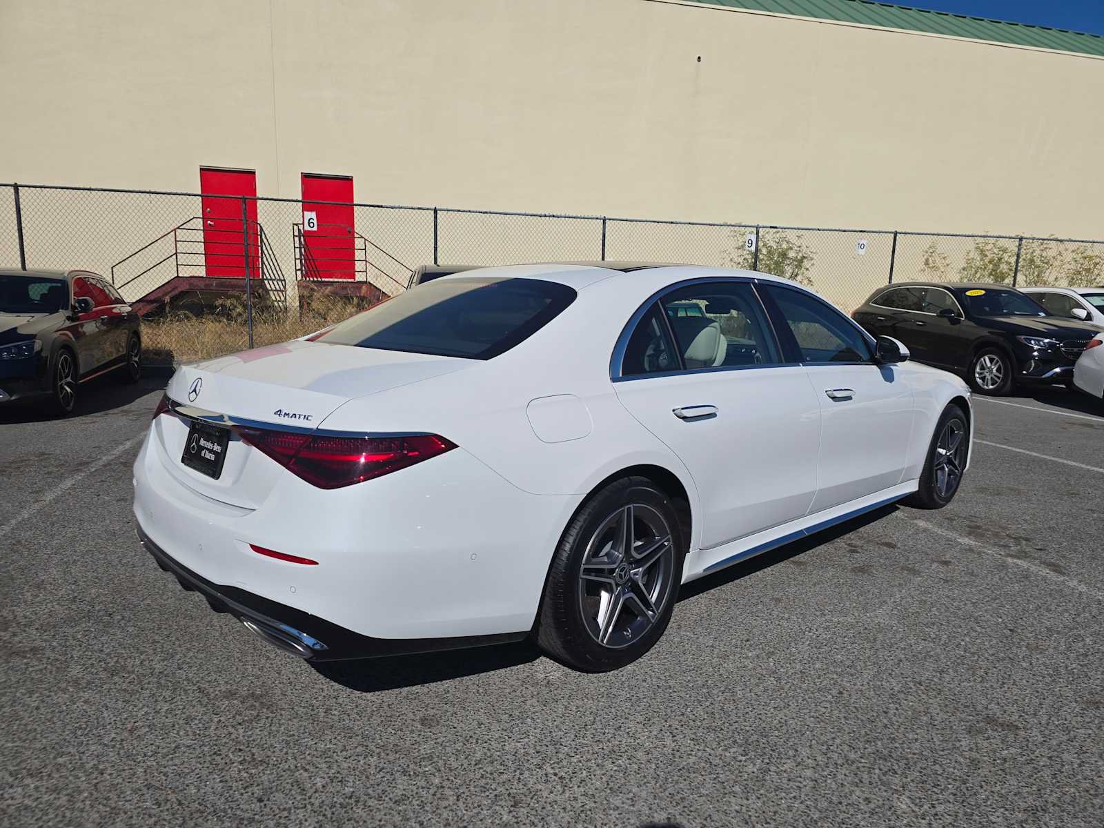 Used 2024 Mercedes-Benz S 580 4MATIC Sedan image 4