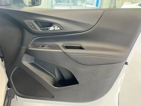 Used 2024 Chevrolet Equinox RS AWD/4WD image 28