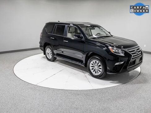 Used 2018 Lexus GX 460 image 30