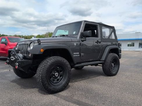 Used 2017 Jeep Wrangler Sport w/ Mopar Black Appearance Group AWD/4WD image 2
