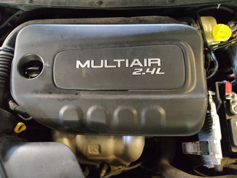 Used 2016 Jeep Cherokee Latitude w/ Safety/Convenience Group image 30