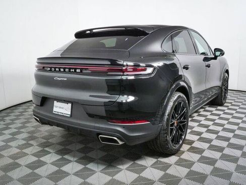 New 2026 Porsche Cayenne Coupe AWD/4WD image 30