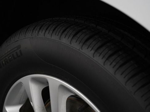New 2026 Chrysler Pacifica Select FWD image 28