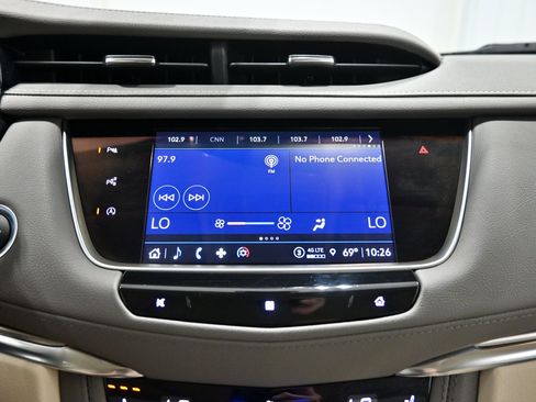 Used 2021 Cadillac XT5 Premium Luxury AWD/4WD image 9