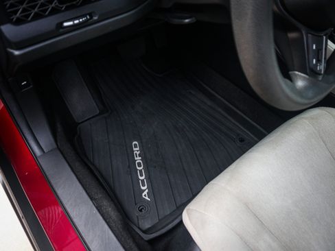 Used 2024 Honda Accord LX image 17