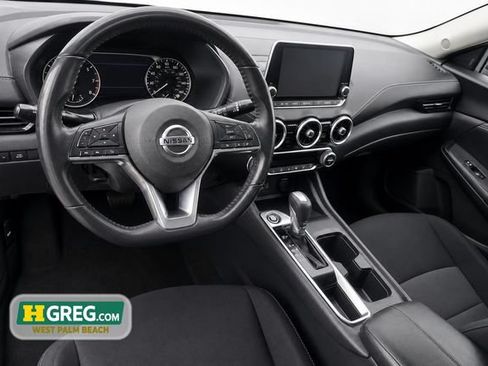 Used 2020 Nissan Sentra SV FWD image 8