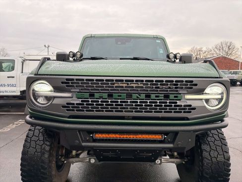 Used 2022 Ford Bronco Badlands image 8