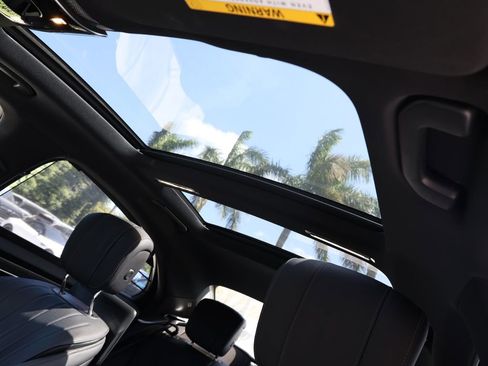 Used 2023 Mercedes-Benz S 500 4MATIC w/ AMG Line image 20