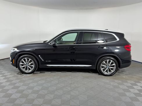 Used 2018 BMW X3 xDrive30i image 2