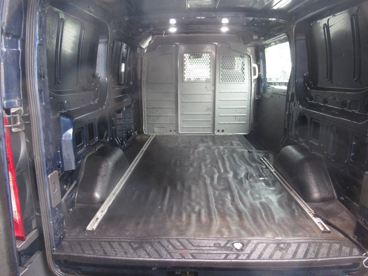 Used 2019 Ford Transit 250 130 Low Roof RWD image 11