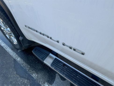 Certified 2020 GMC Sierra 2500 Denali w/ Denali Ultimate Package image 15