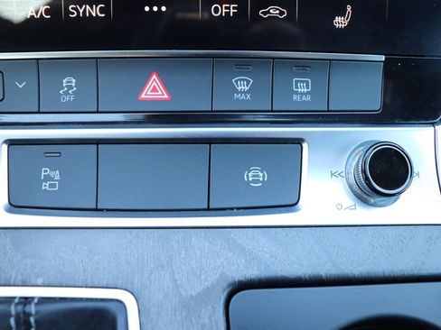 Used 2024 Audi A6 Premium Plus image 39