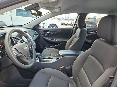 Used 2024 Chevrolet Malibu LT image 22