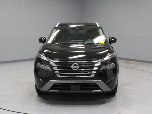 Used 2024 Nissan Rogue SL AWD/4WD image 5