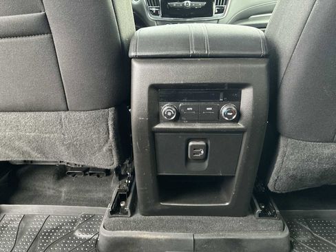 Certified 2023 Chevrolet Traverse LT w/ LPO, Floor Liner Package image 20