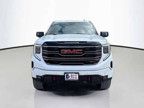 Used 2025 GMC Sierra 1500 AT4 w/ AT4 Premium Package AWD/4WD image 2