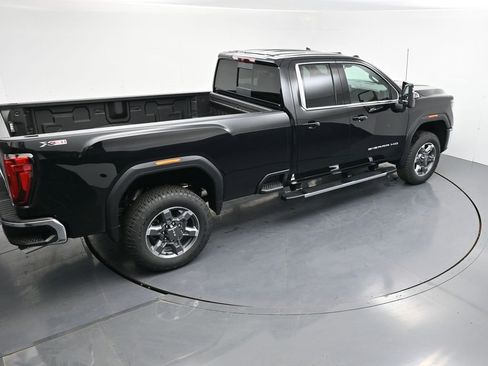 New 2026 GMC Sierra 3500 SLE image 5