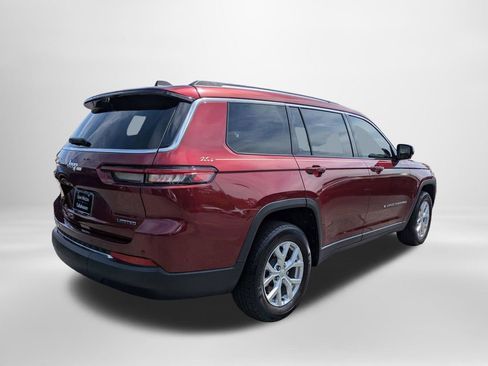 Used 2023 Jeep Grand Cherokee L Limited w/ Luxury Tech Group II RWD image 4