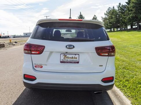 Used 2019 Kia Sorento FWD image 6