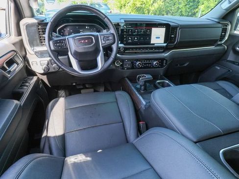 Used 2023 GMC Sierra 1500 SLT w/ SLT Premium Plus Package AWD/4WD image 16
