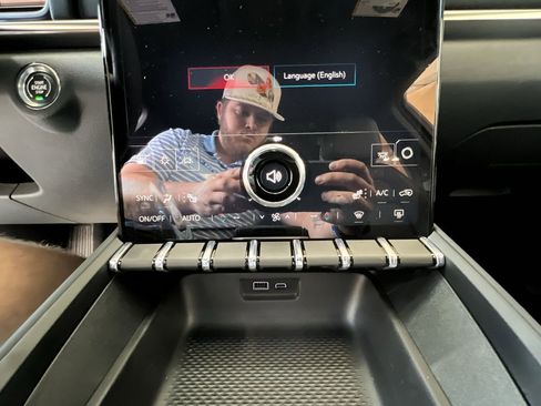 New 2026 GMC Terrain Elevation w/ Elevation Premium Package image 11