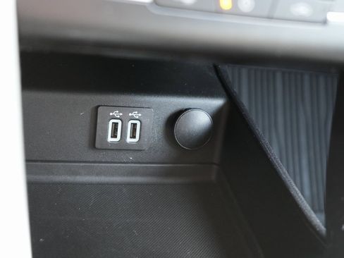 Used 2019 Ford Fusion S image 28