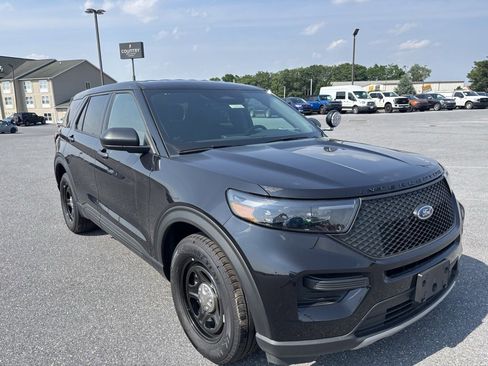 New 2025 Ford Explorer 4WD Police Interceptor image 4