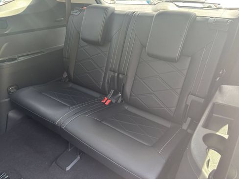 Used 2026 Volkswagen Atlas SE FWD image 25
