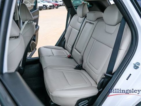 Used 2023 Hyundai Tucson Limited FWD image 11