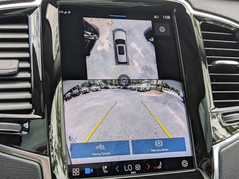 Certified 2025 Volvo XC90 B6 Plus image 23