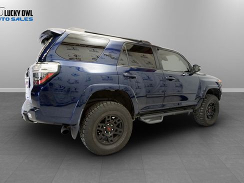 Used 2021 Toyota 4Runner TRD Off-Road Premium w/ Moonroof Package AWD/4WD image 8