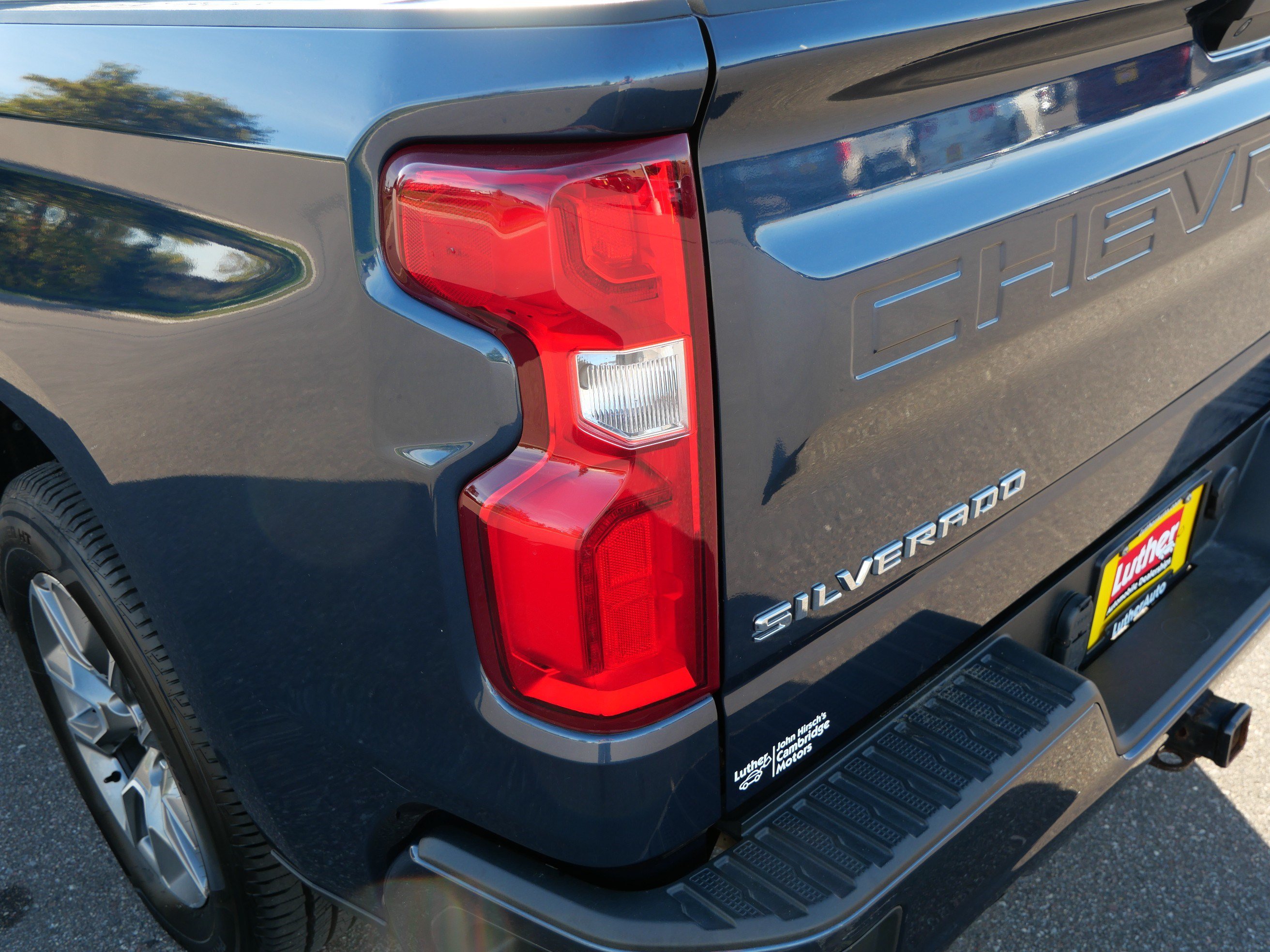 Used 2019 Chevrolet Silverado 1500 RST AWD/4WD image 18